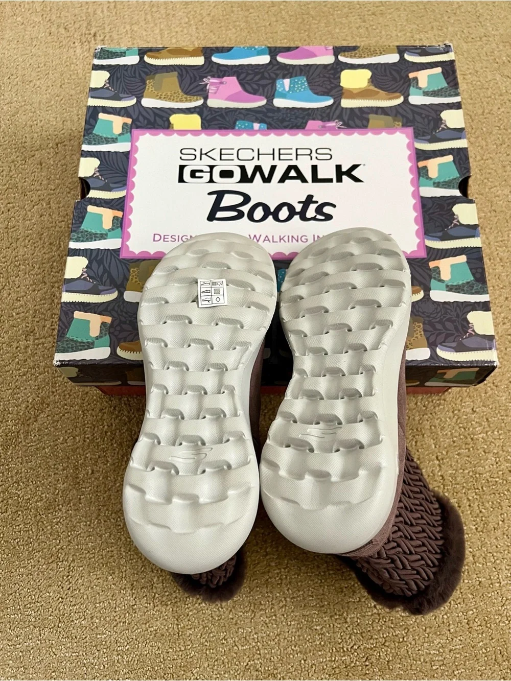 NWT Skechers On The GO Joy Snow Bunny Boots Quail Size 6.5